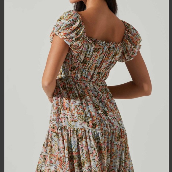 ASTR the Label Rosaline Off Shoulder Maxi Dress - Picture 6 of 12